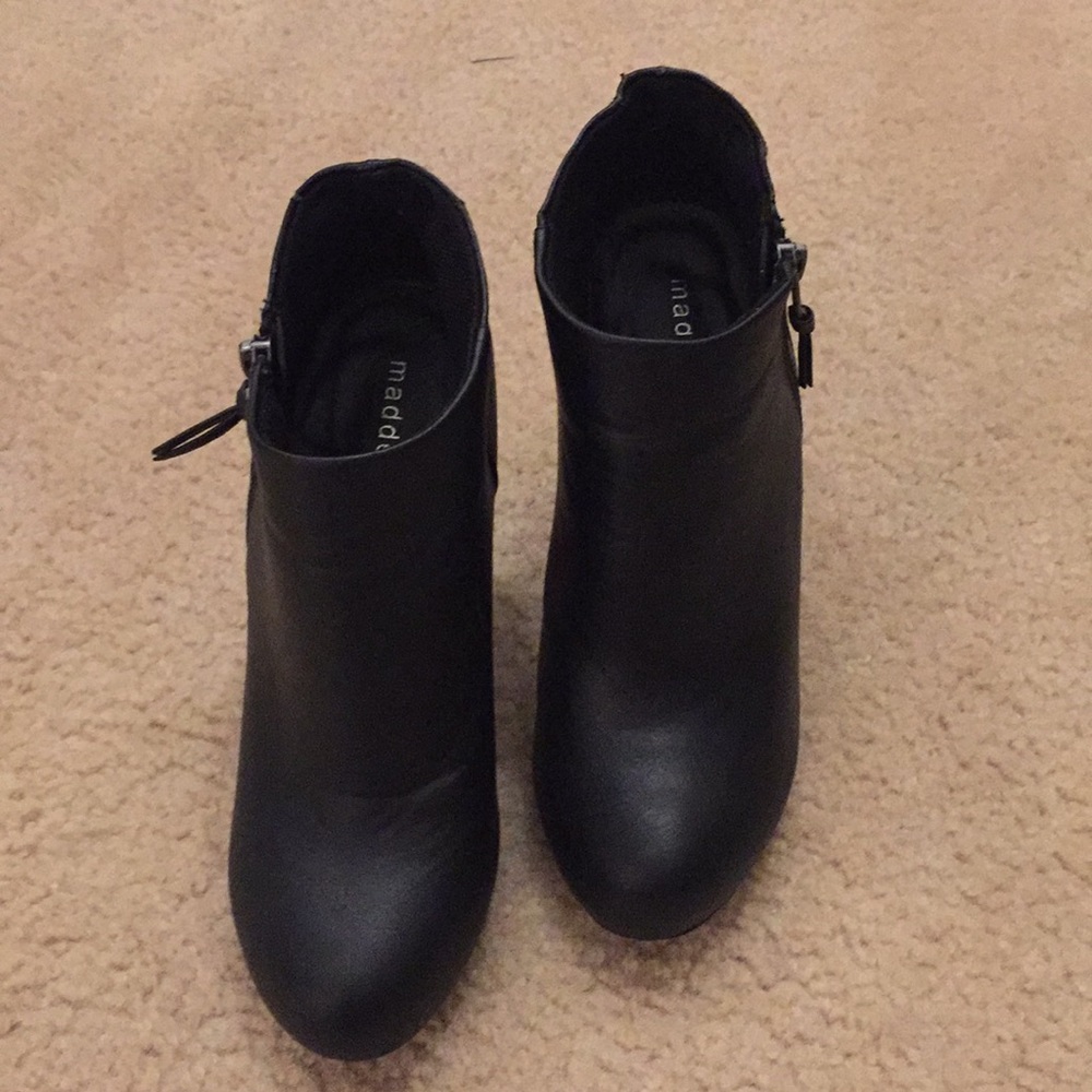 High heels booties